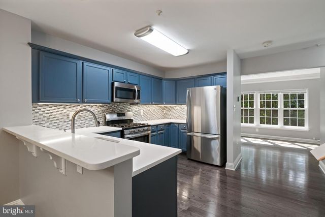 18613 VILLAGE FOUNTAIN DR, Gaithersburg, MD 20874