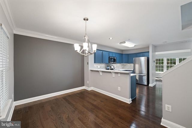 18613 VILLAGE FOUNTAIN DR, Gaithersburg, MD 20874