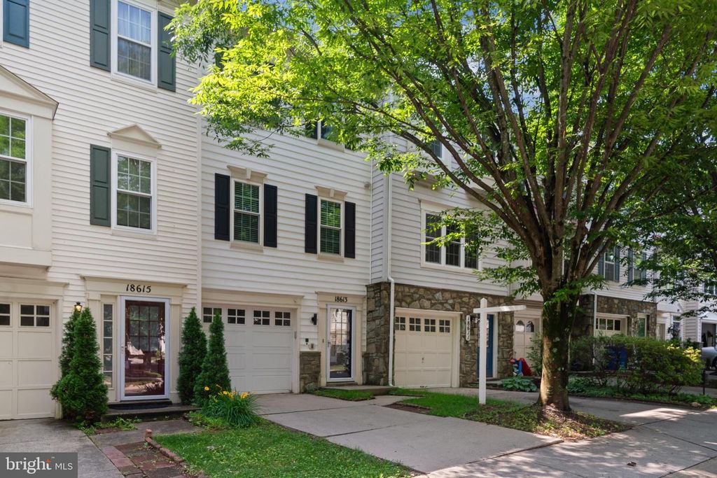 18613 VILLAGE FOUNTAIN DR, Gaithersburg, MD 20874