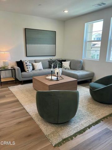 555 Via Vallarta, Camarillo, CA 93012