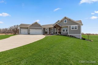3822 Cherry Blossom Drive NE, Ada, MI 49301