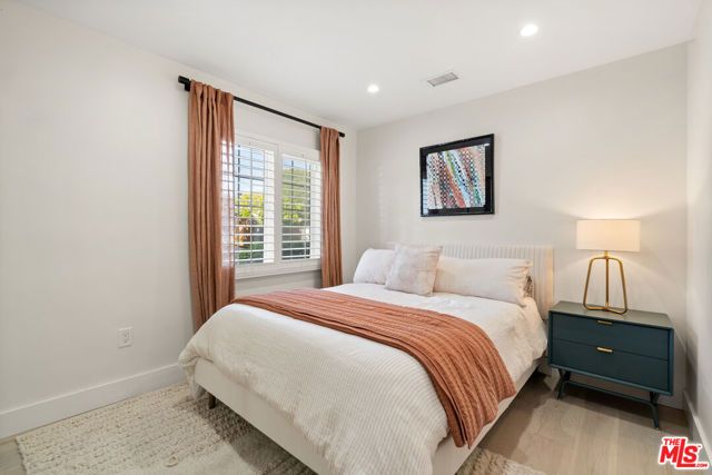 5758 Tobias Avenue, Sherman Oaks, CA 91411