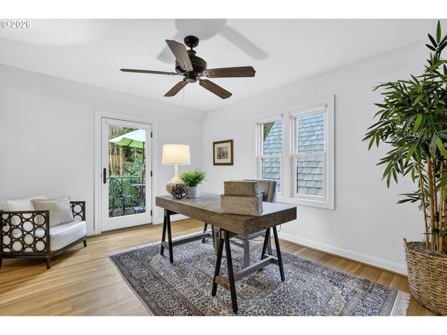 782 Nw POWHATAN Ter, Portland, OR 97210