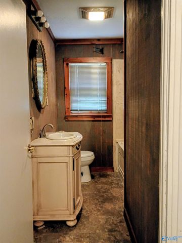 590 Blanton Road, Gadsden, AL 35904