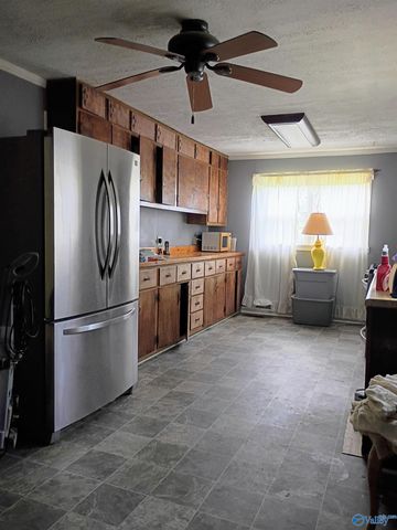 590 Blanton Road, Gadsden, AL 35904
