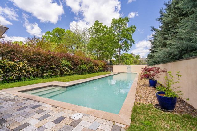 617 Tower Street, Raleigh, NC 27607