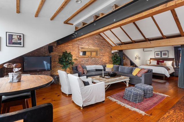 1-3 Chestnut 5B, Boston, MA 02108