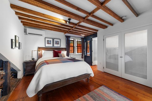 1-3 Chestnut 5B, Boston, MA 02108