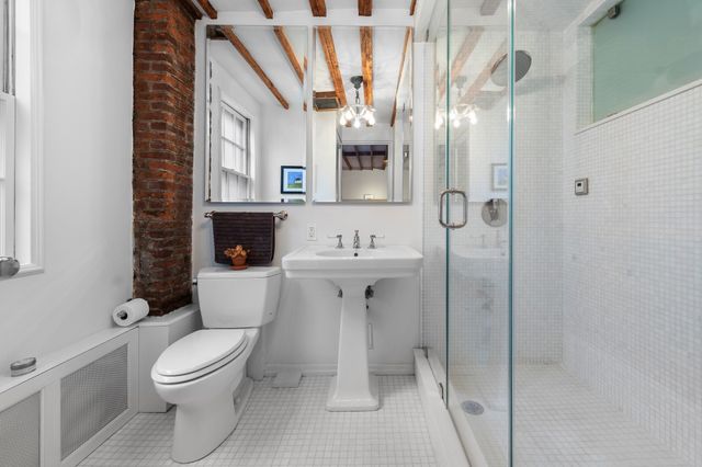 1-3 Chestnut 5B, Boston, MA 02108