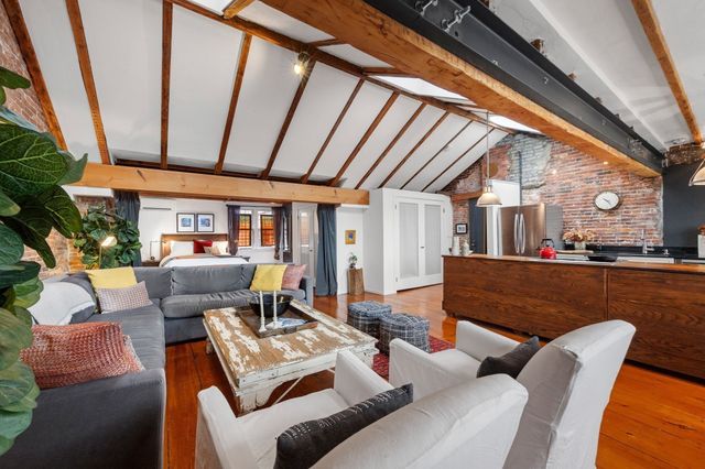 1-3 Chestnut 5B, Boston, MA 02108