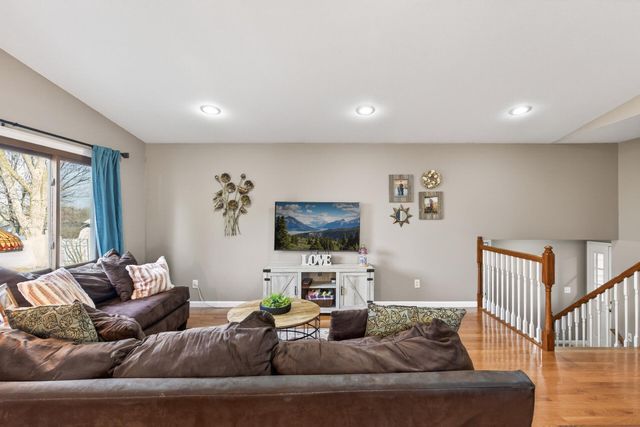 18821 Joplin Avenue, Lakeville, MN 55044