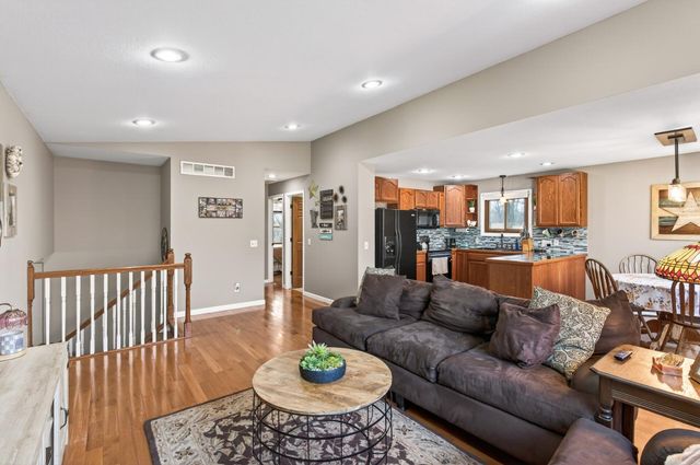 18821 Joplin Avenue, Lakeville, MN 55044