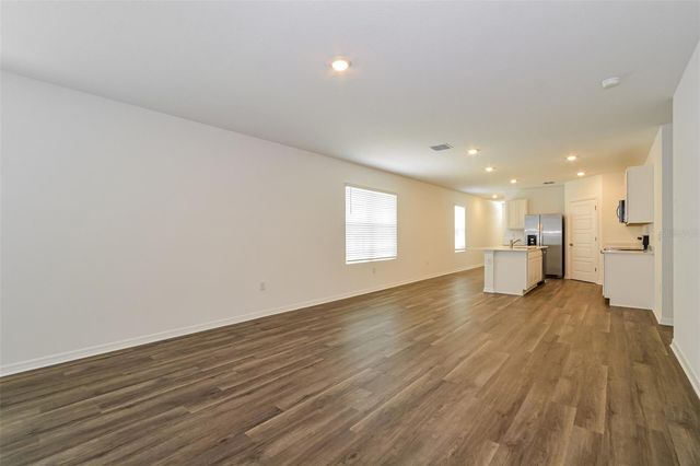 3437 NETTLE LOOP, Tavares, FL 32778