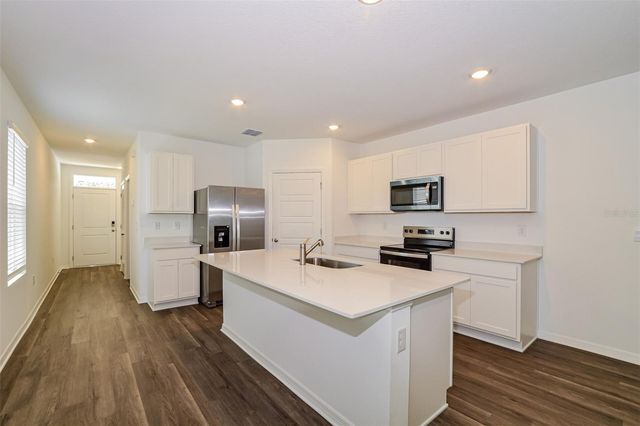 3437 NETTLE LOOP, Tavares, FL 32778