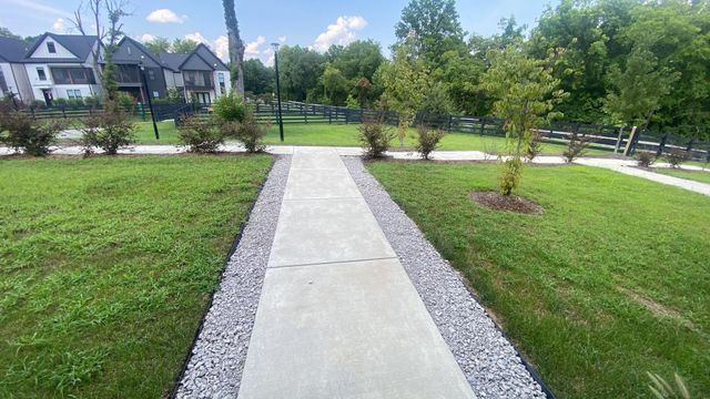 335 Sophia Rain Dr, Nashville, TN 37218