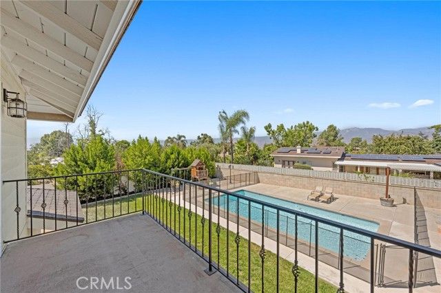 30746 E Sunset Drive, Redlands, CA 92373