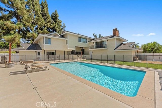 30746 E Sunset Drive, Redlands, CA 92373