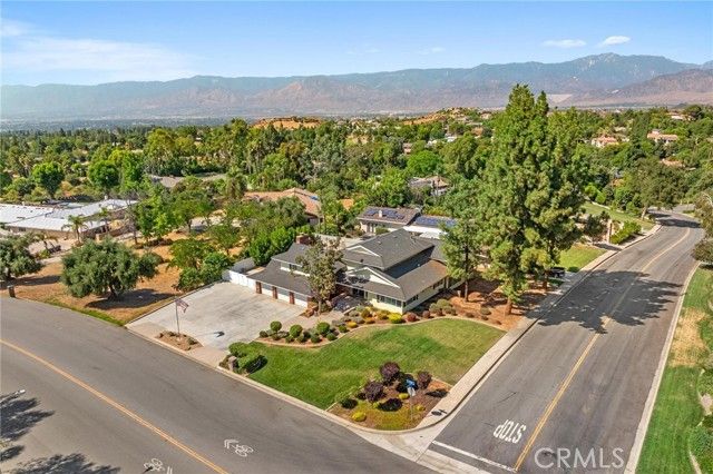 30746 E Sunset Drive, Redlands, CA 92373