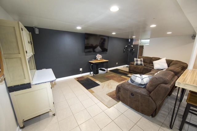 N68W13722 Bay Ridge COURT, Menomonee Falls, WI 53051