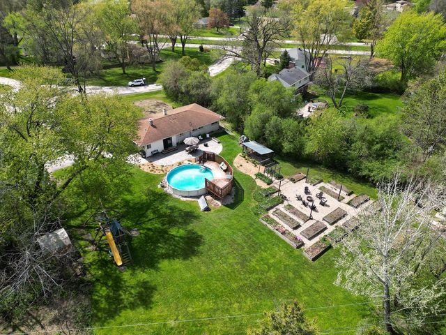 N68W13722 Bay Ridge COURT, Menomonee Falls, WI 53051
