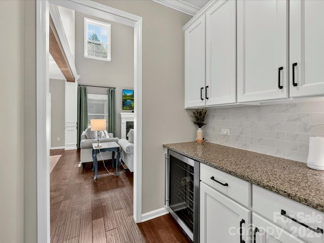5026 Stonehill Lane, Matthews, NC 28104