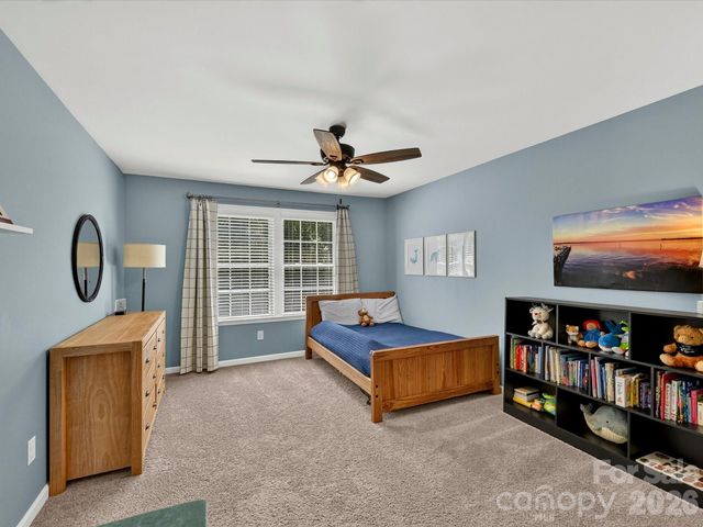 5026 Stonehill Lane, Matthews, NC 28104