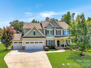 5026 Stonehill Lane, Matthews, NC 28104