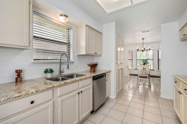 3005 Richwood Circle, Bedford, TX 76021