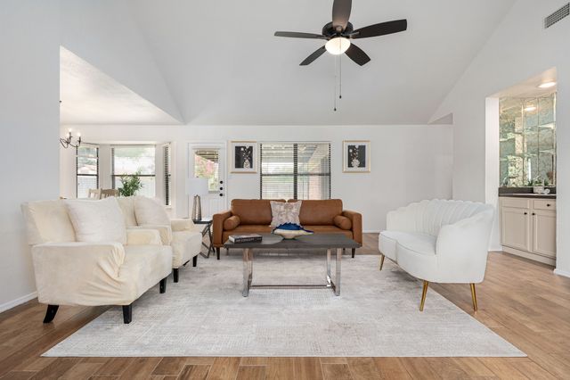 3005 Richwood Circle, Bedford, TX 76021
