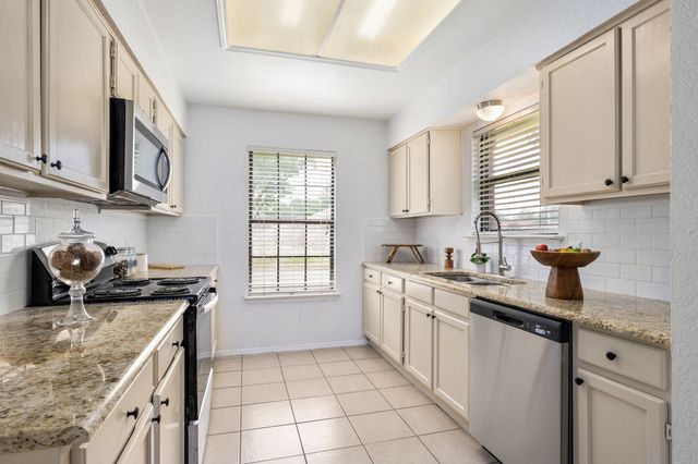 3005 Richwood Circle, Bedford, TX 76021