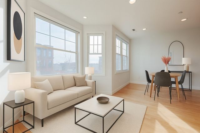 375 Dorchester St. 3, Boston, MA 02127