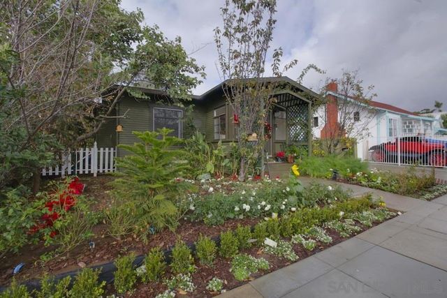 3970 Harney St, San Diego, CA 92110