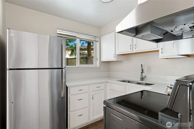 3905 N Highland Street, Tacoma, WA 98407