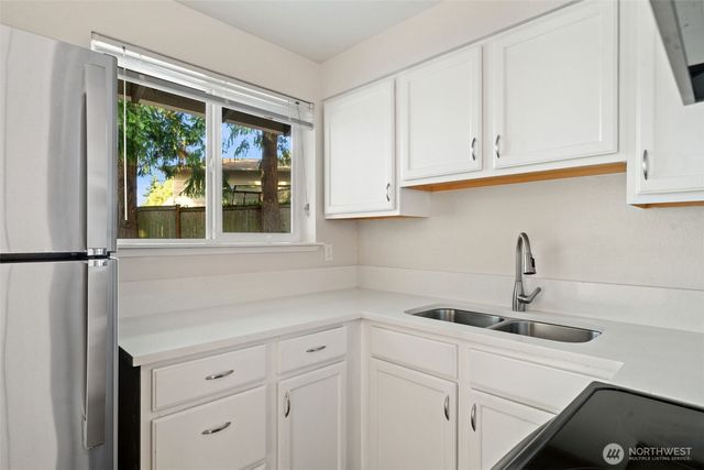 3905 N Highland Street, Tacoma, WA 98407