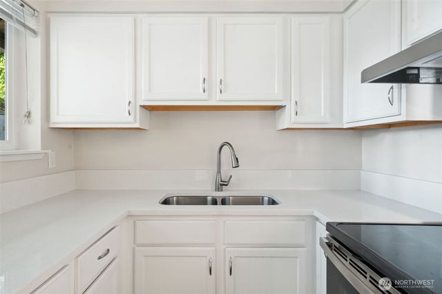 3905 N Highland Street, Tacoma, WA 98407