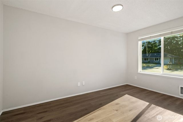 3905 N Highland Street, Tacoma, WA 98407