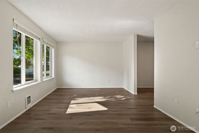 3905 N Highland Street, Tacoma, WA 98407