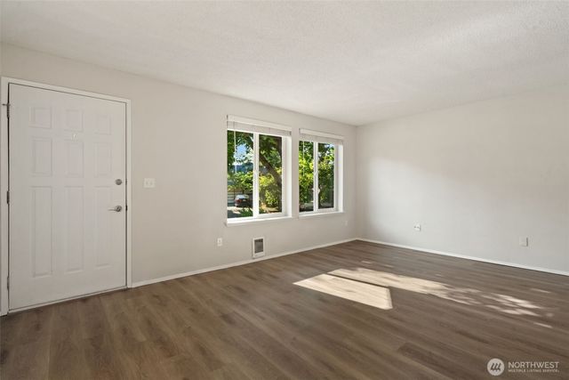 3905 N Highland Street, Tacoma, WA 98407