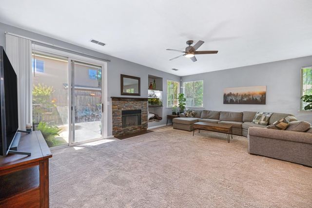 6 Carver Court, Sacramento, CA 95835