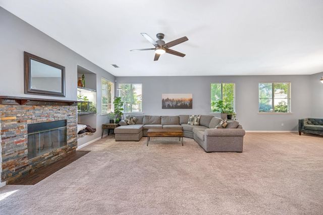 6 Carver Court, Sacramento, CA 95835