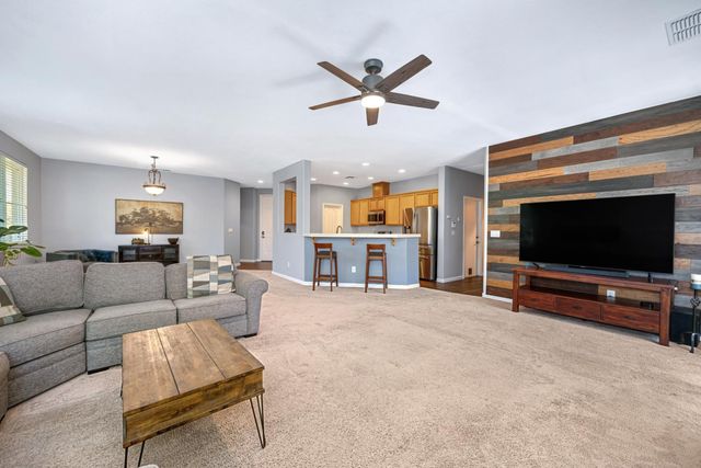 6 Carver Court, Sacramento, CA 95835