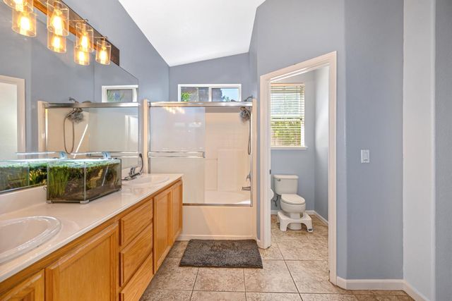 6 Carver Court, Sacramento, CA 95835