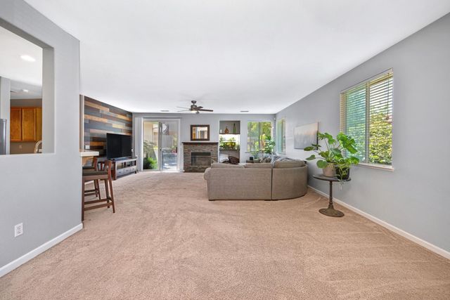 6 Carver Court, Sacramento, CA 95835