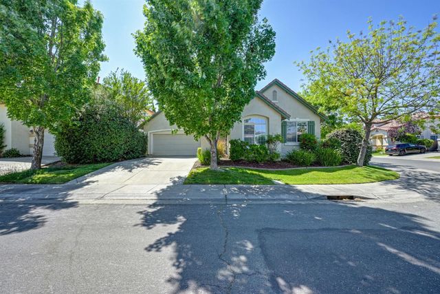 6 Carver Court, Sacramento, CA 95835