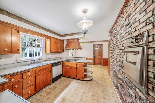 119 Christian Avenue, Stony Brook, NY 11790