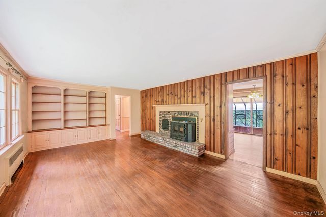 119 Christian Avenue, Stony Brook, NY 11790
