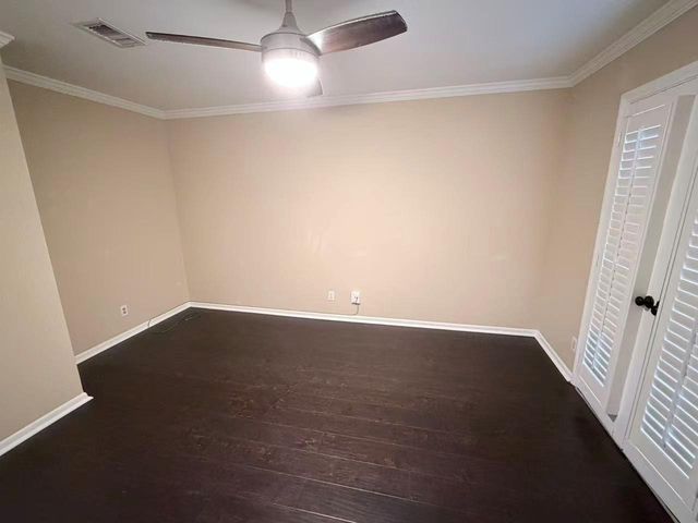 12743 Huntingwick Drive 149, Houston, TX 77024