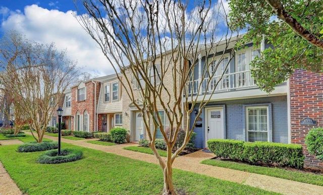 12743 Huntingwick Drive 149, Houston, TX 77024