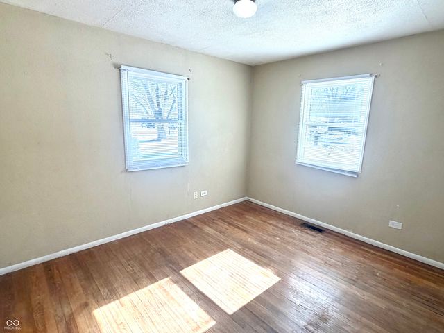 2336 Sunset Boulevard, Anderson, IN 46013