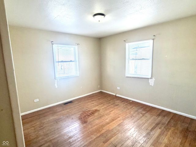 2336 Sunset Boulevard, Anderson, IN 46013